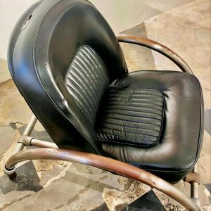 Ron Arad. 